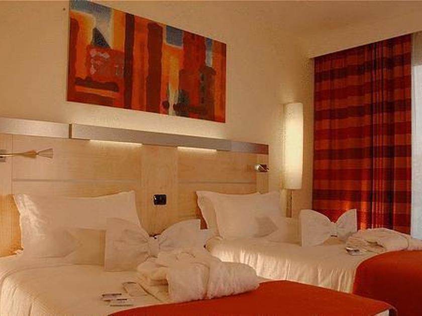 Idea Hotel Torino Mirafiori Esterno foto